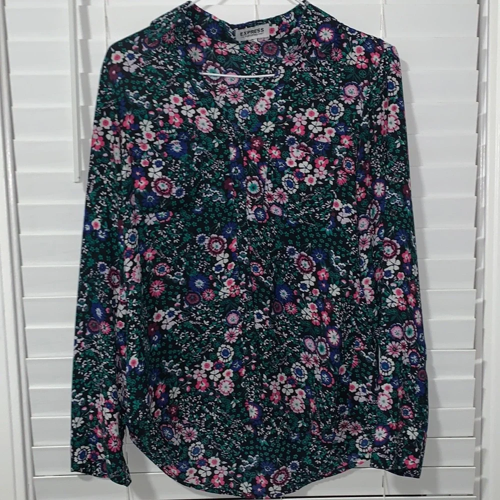 Express patterned blouse size small - Picture 1 of 6